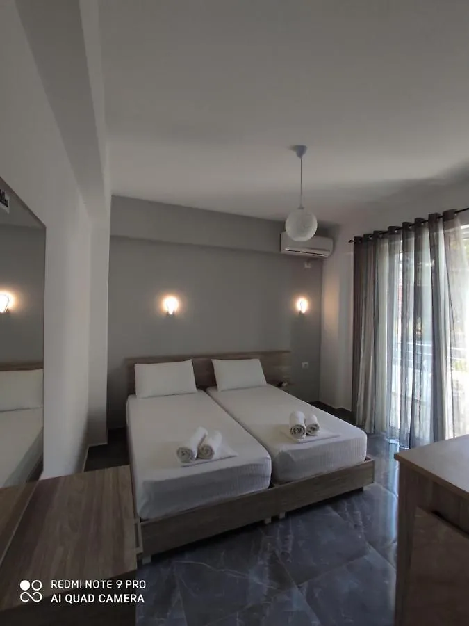 Villa Baka Sarandë 0*,