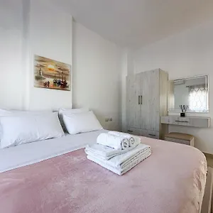 Parid Appartments Appartamento